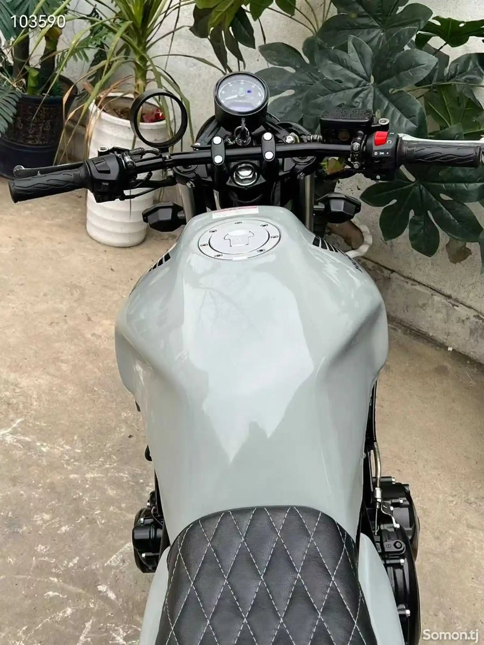 Мотоцкил Honda CB400cc на заказ-7