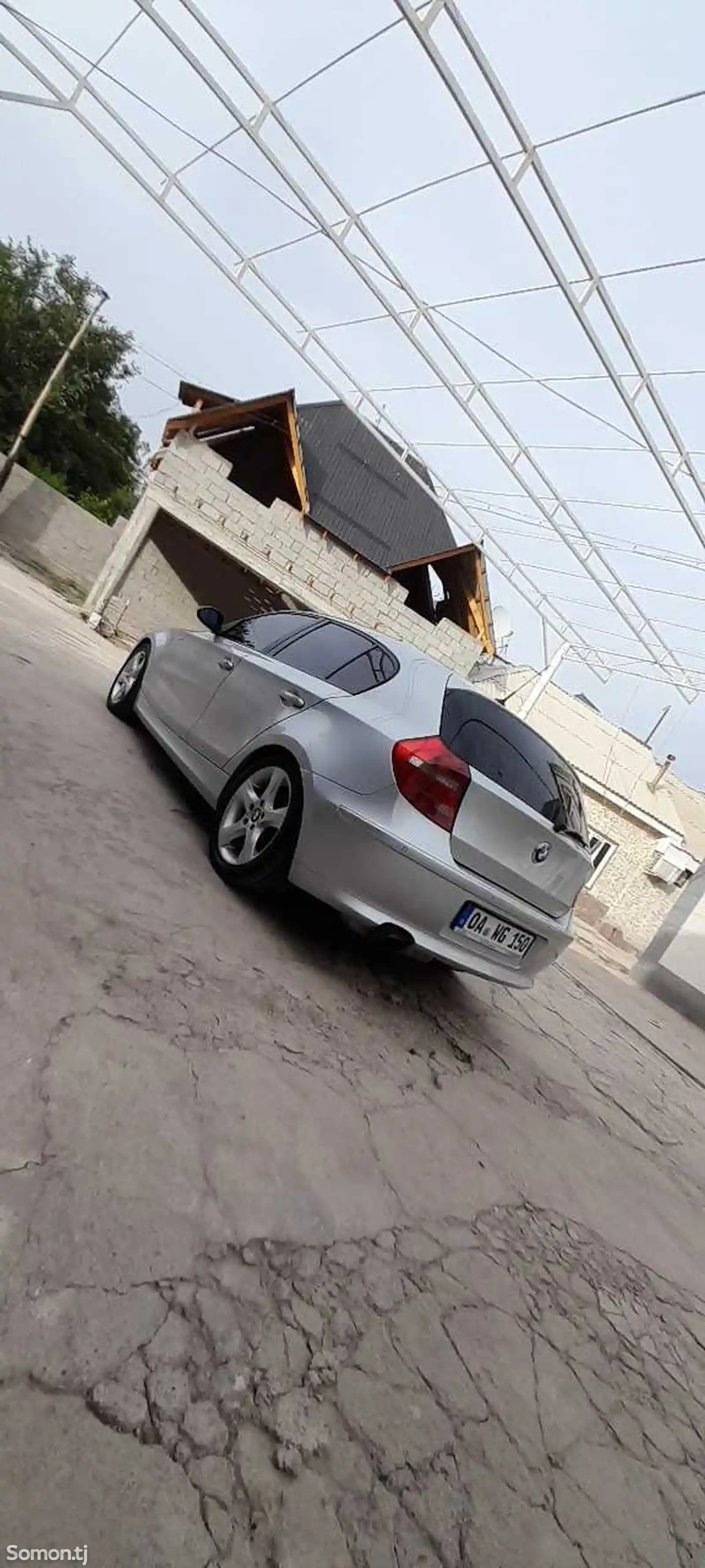 BMW 1 series, 2008-6
