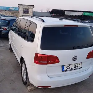 Volkswagen Touran, 2014