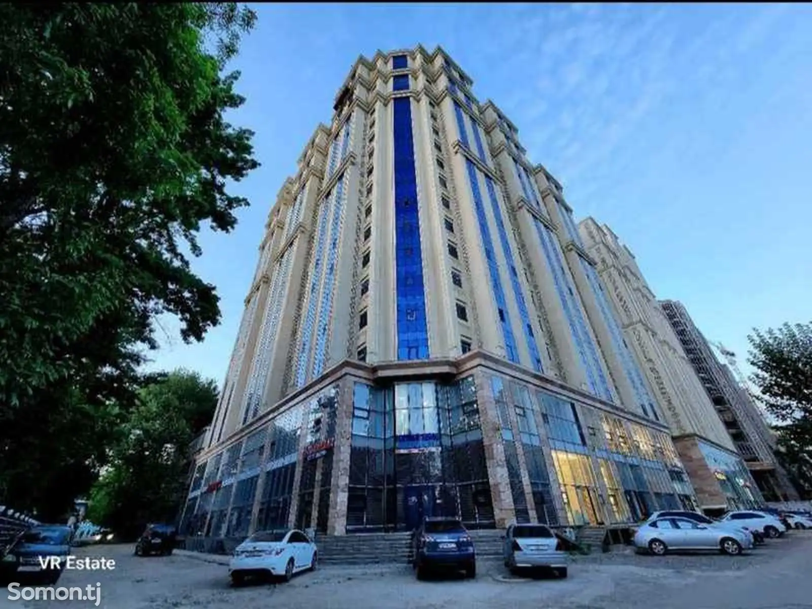 2-комн. квартира, 3 этаж, 75м², Айни-1