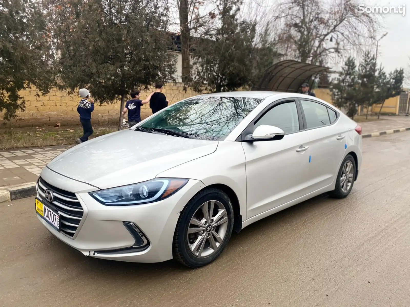 Hyundai Elantra, 2017-1