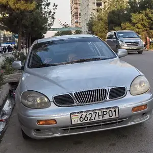 Daewoo Leganza, 2001