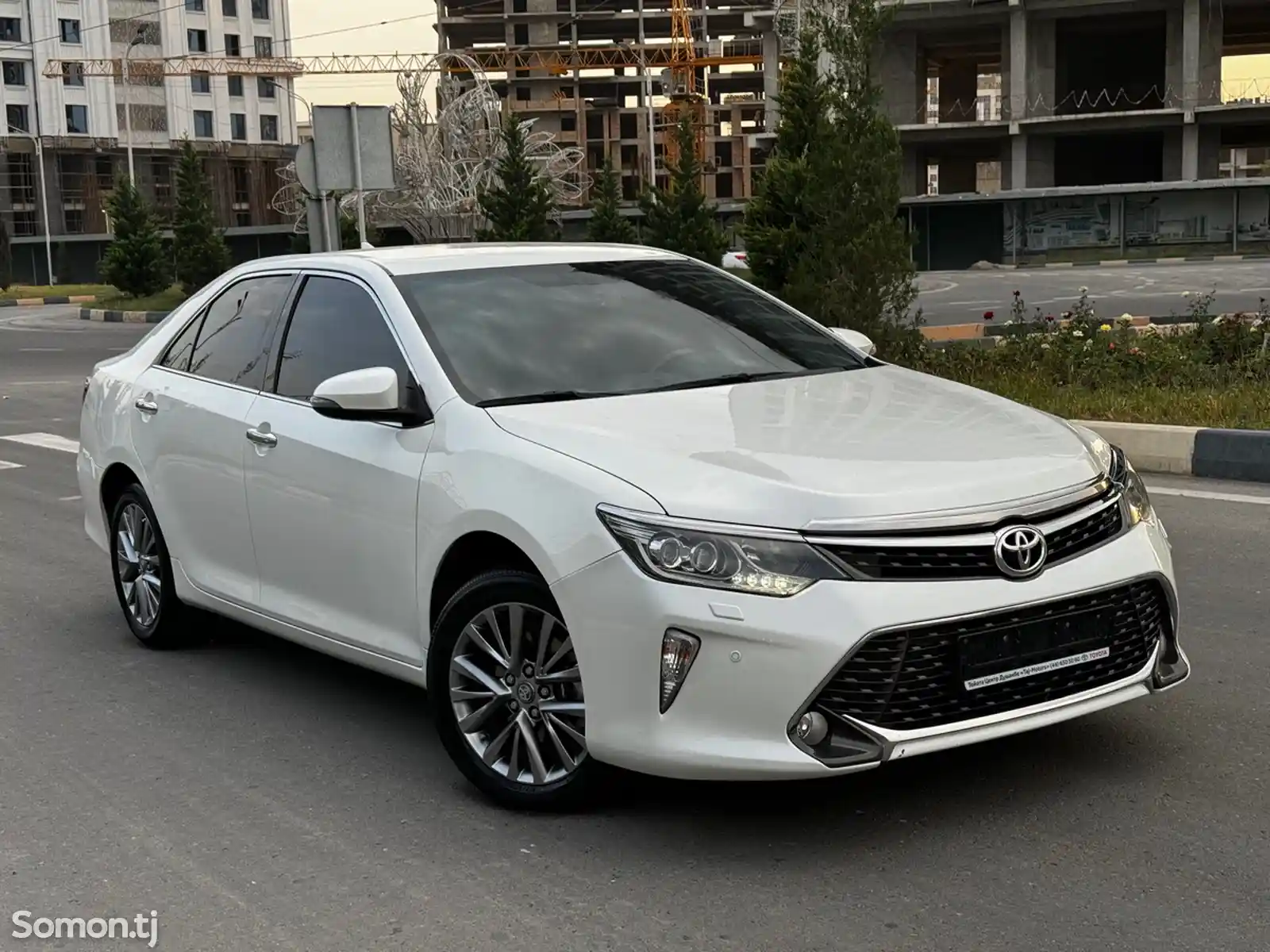 Toyota Camry, 2017-1