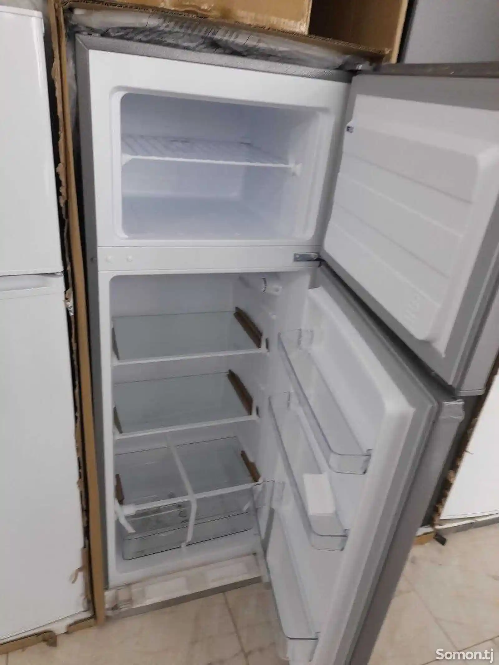 Холодильник Blesk 273-8