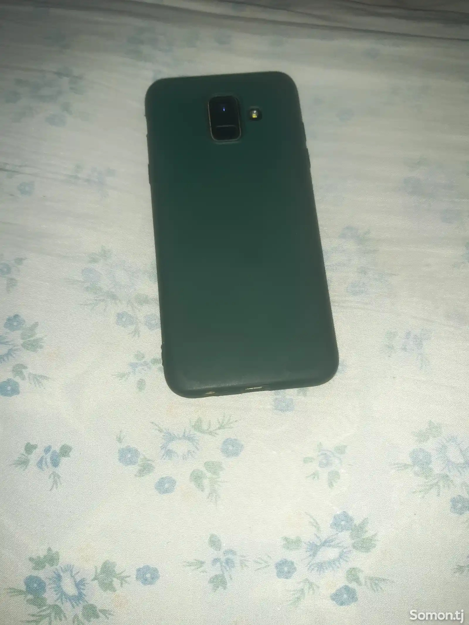 Samsung Galaxy A6-1