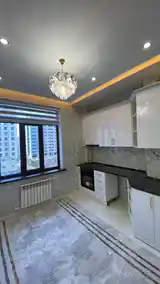 3-комн. квартира, 5 этаж, 72 м², Сино-4