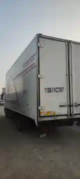 Контейнеровоз Mercedes-Benz Atego, 2010-9