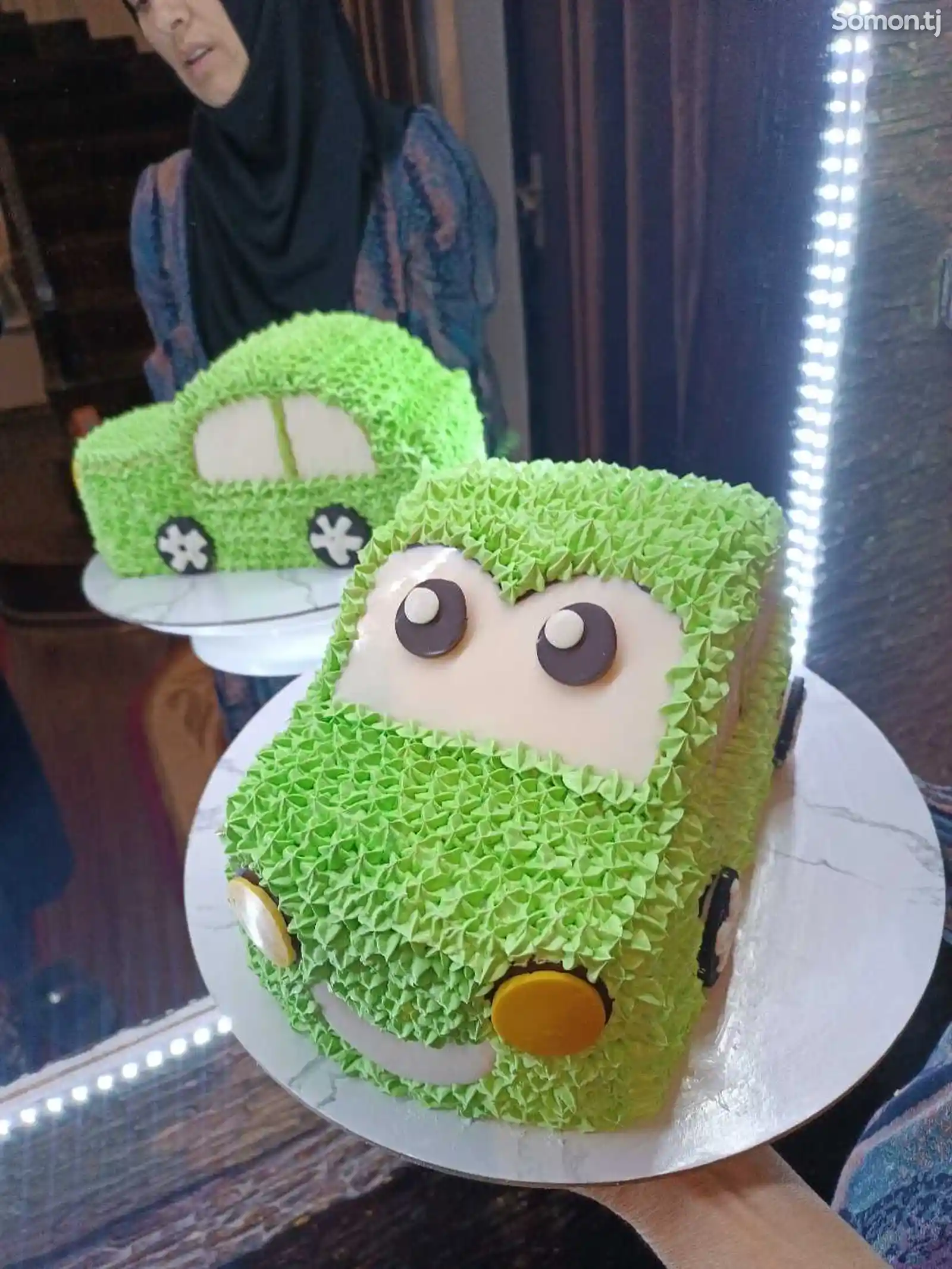 Торт Машинка 3D на заказ-3