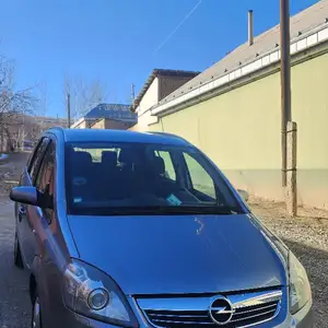 Opel Zafira, 2009