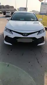 Toyota Camry, 2018-5