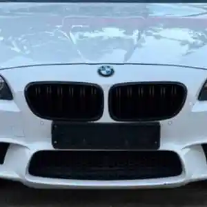 Бампер на BMW F10M