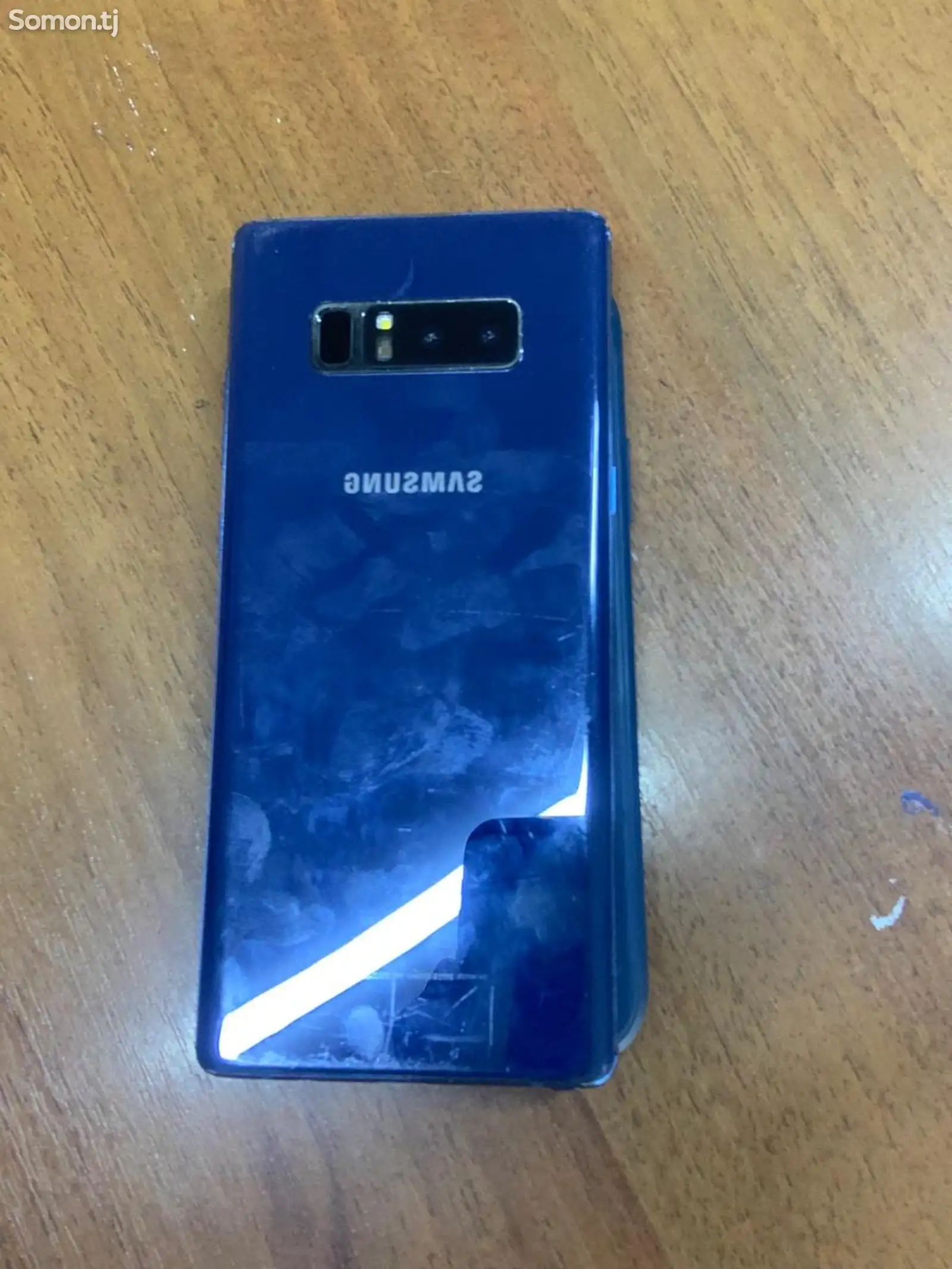 Samsung Galaxy Note 8-1