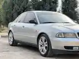 Audi A4, 1998-4