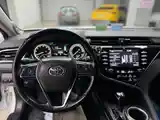 Toyota Camry, 2019-12