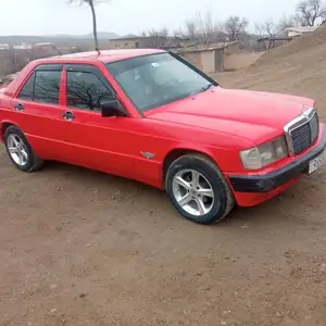 Mercedes-Benz W124, 1991