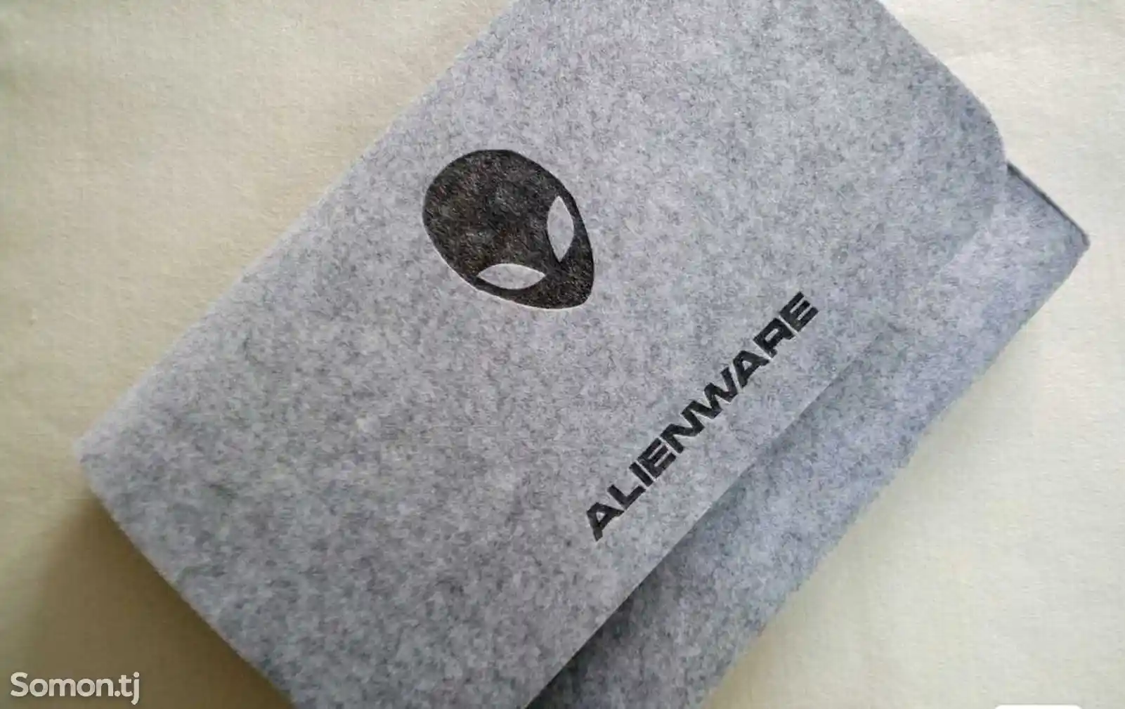 Чехол для ноутбука Alienware-3