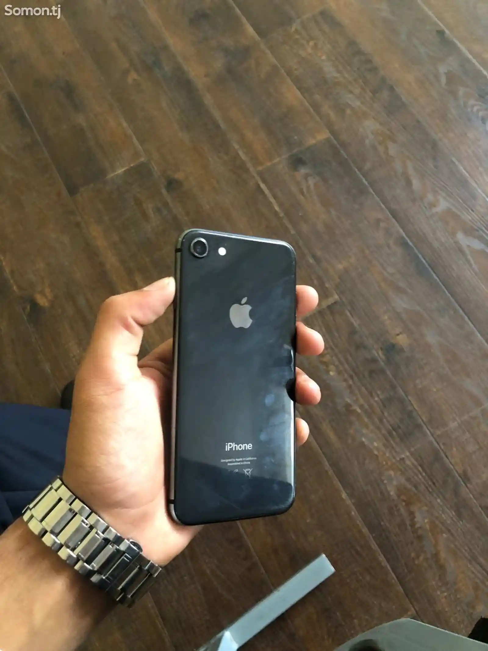 Apple iPhone 8, 64 gb-1