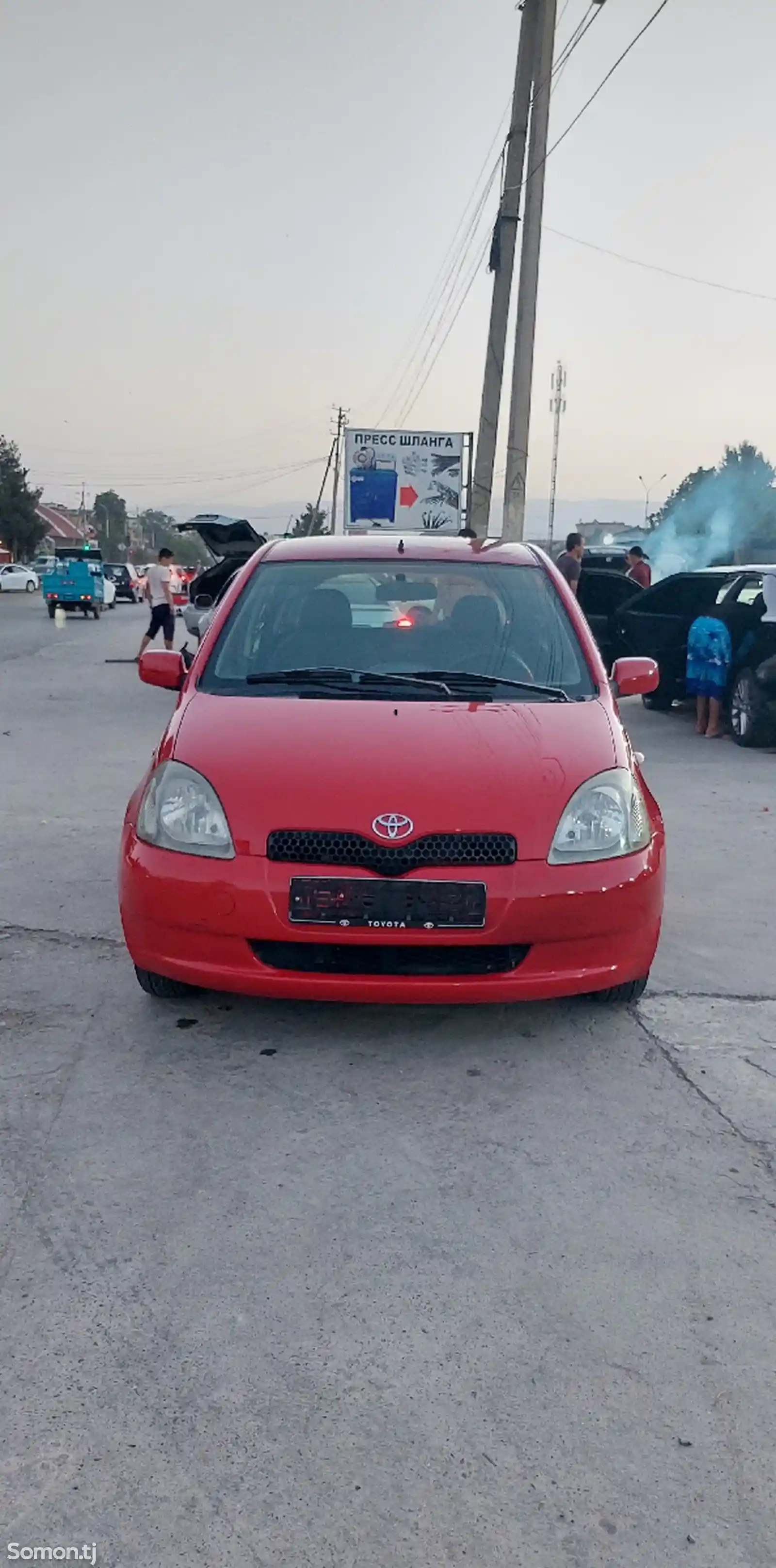 Toyota Vitz, 2001-1