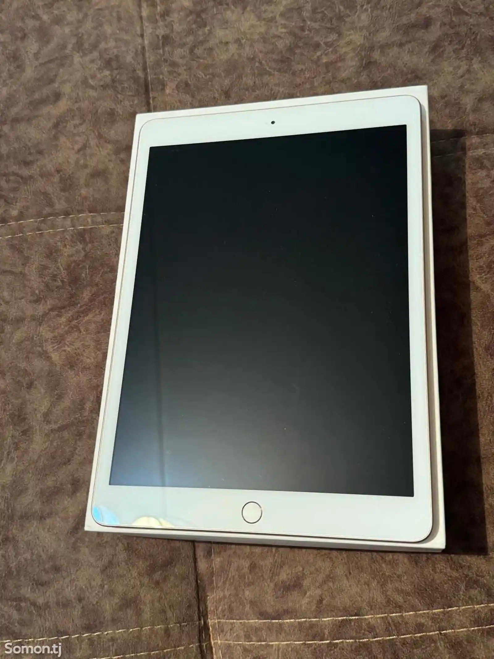 Планшет Apple iPad 8-2