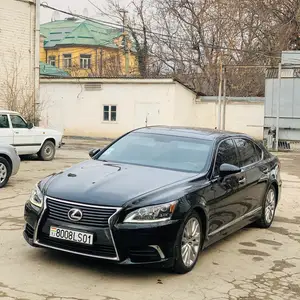 Lexus LS series, 2013