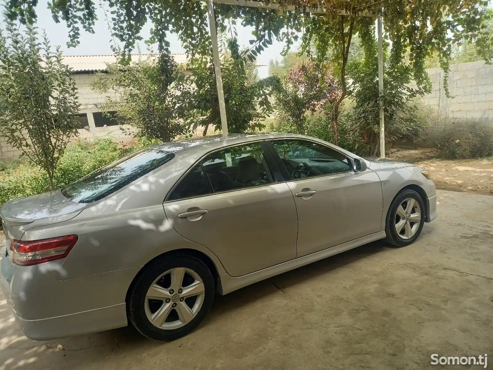 Toyota Camry, 2010-3