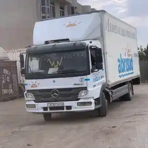 Бортовой грузовик Mercedes-Benz Atego 818, 2006