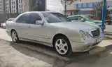 Mercedes-Benz E class, 2001-8