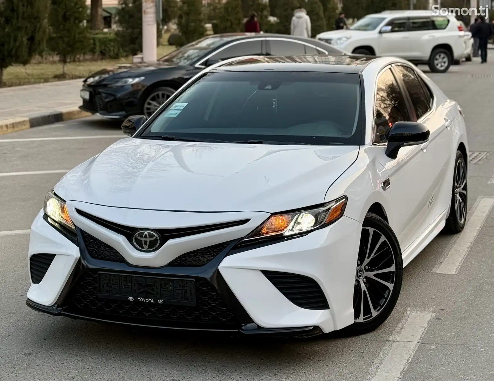 Toyota Camry, 2020-1