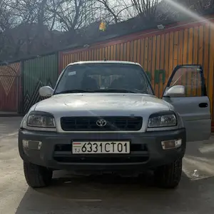 Toyota RAV 4, 1998