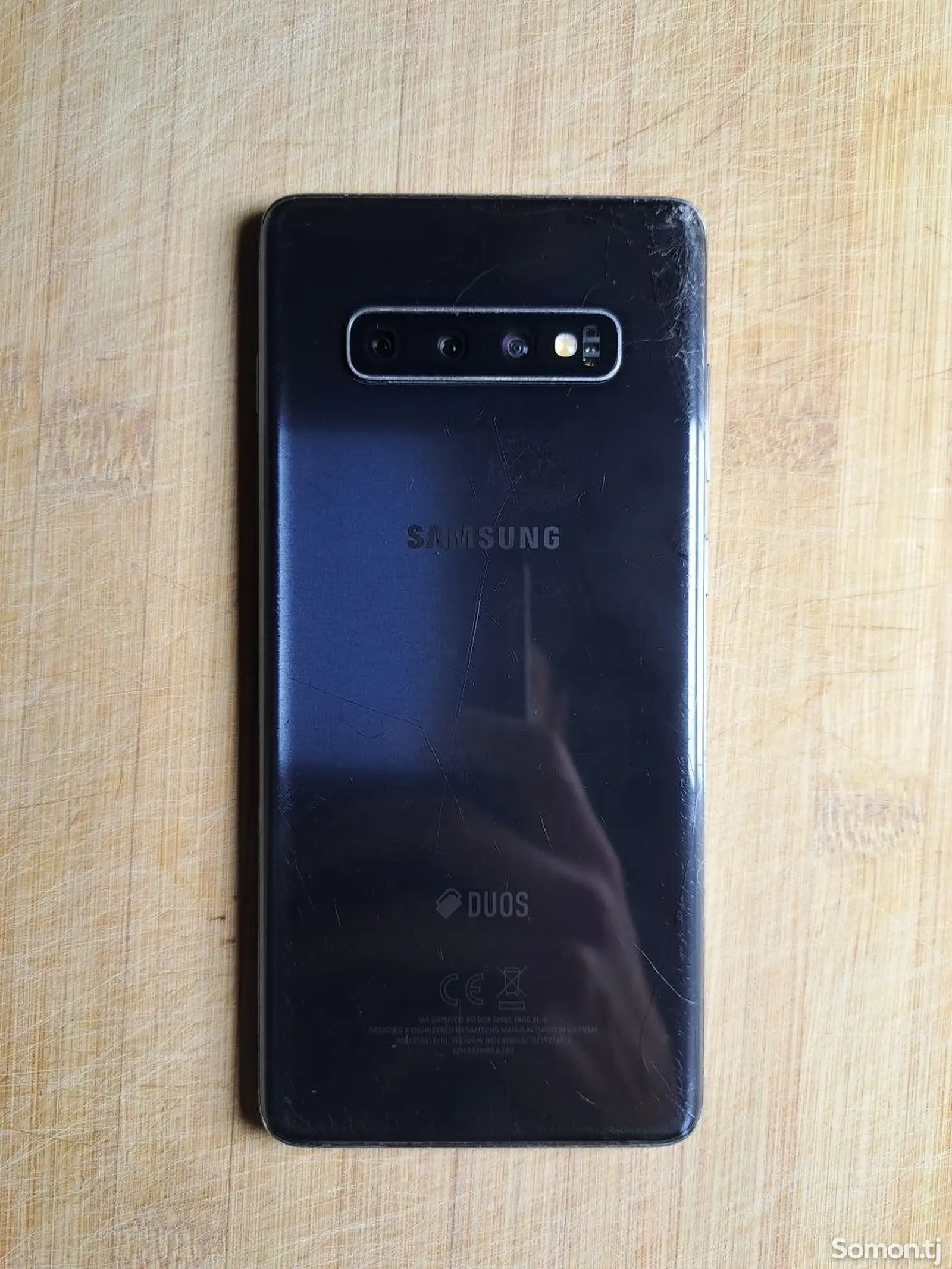 Samsung Galaxy S10+-4