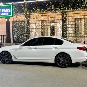 BMW 5 series, 2019