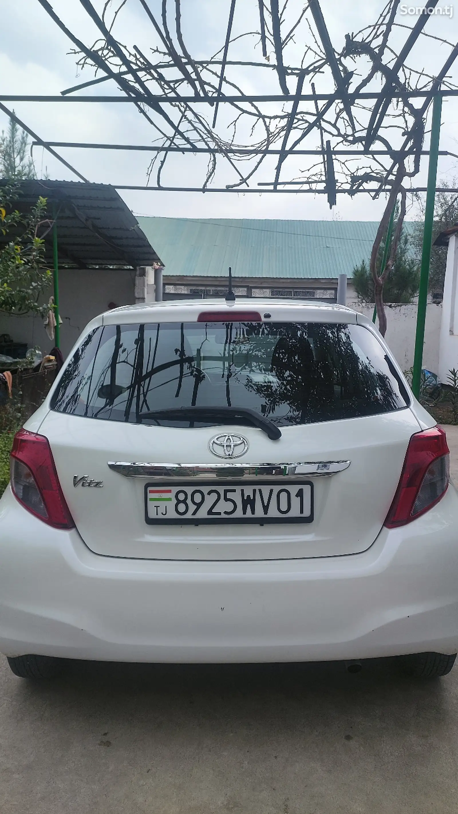 Toyota Vitz, 2013-3