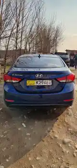 Hyundai Elantra, 2016-6