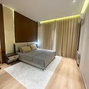 2-комн. квартира, 15 этаж, 78 м², Созидания