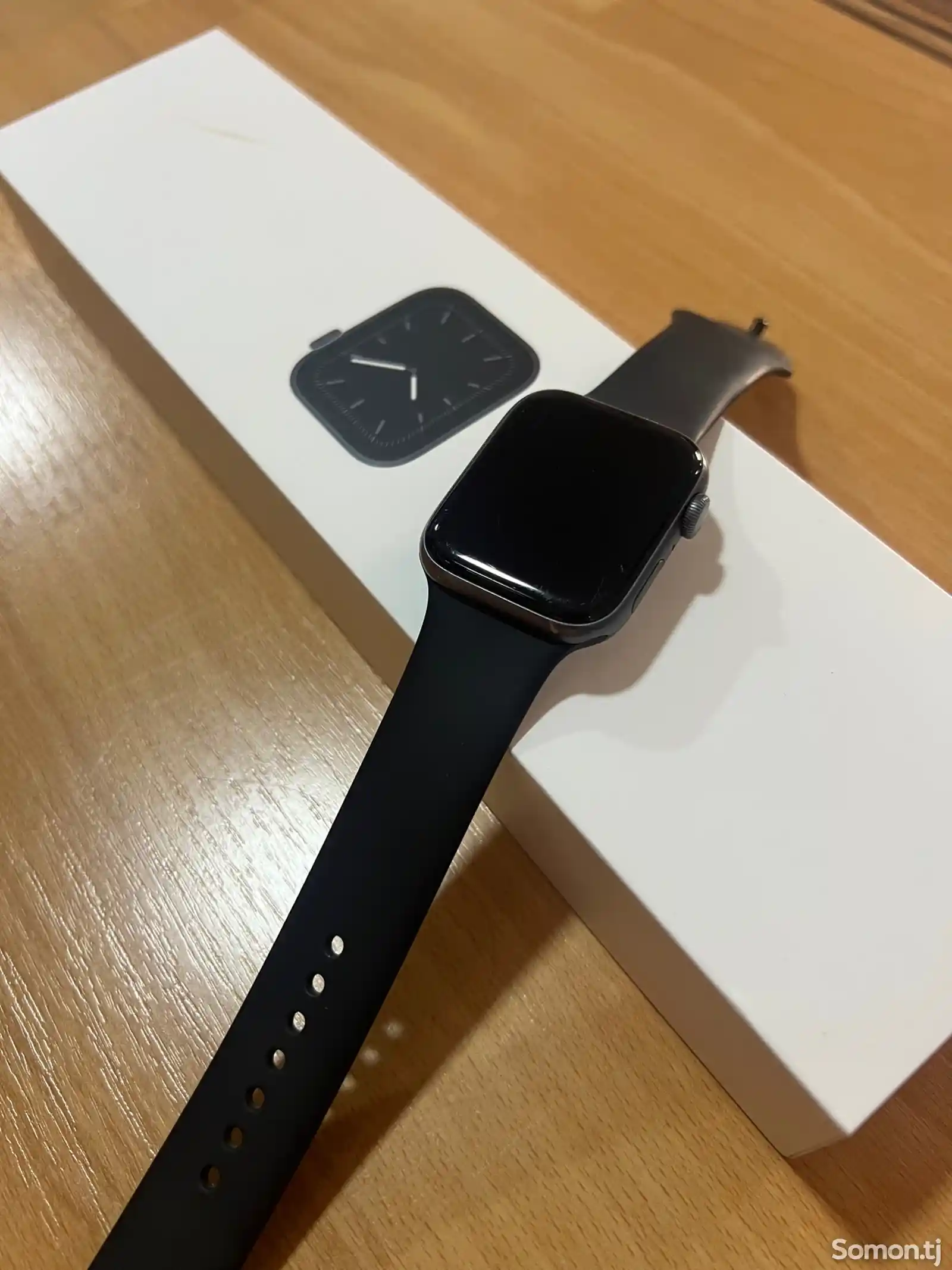 Смарт часы Apple Watch 5-1