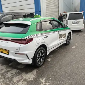 BYD E2, 2023