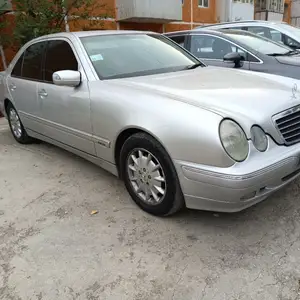 Mercedes-Benz E class, 2000