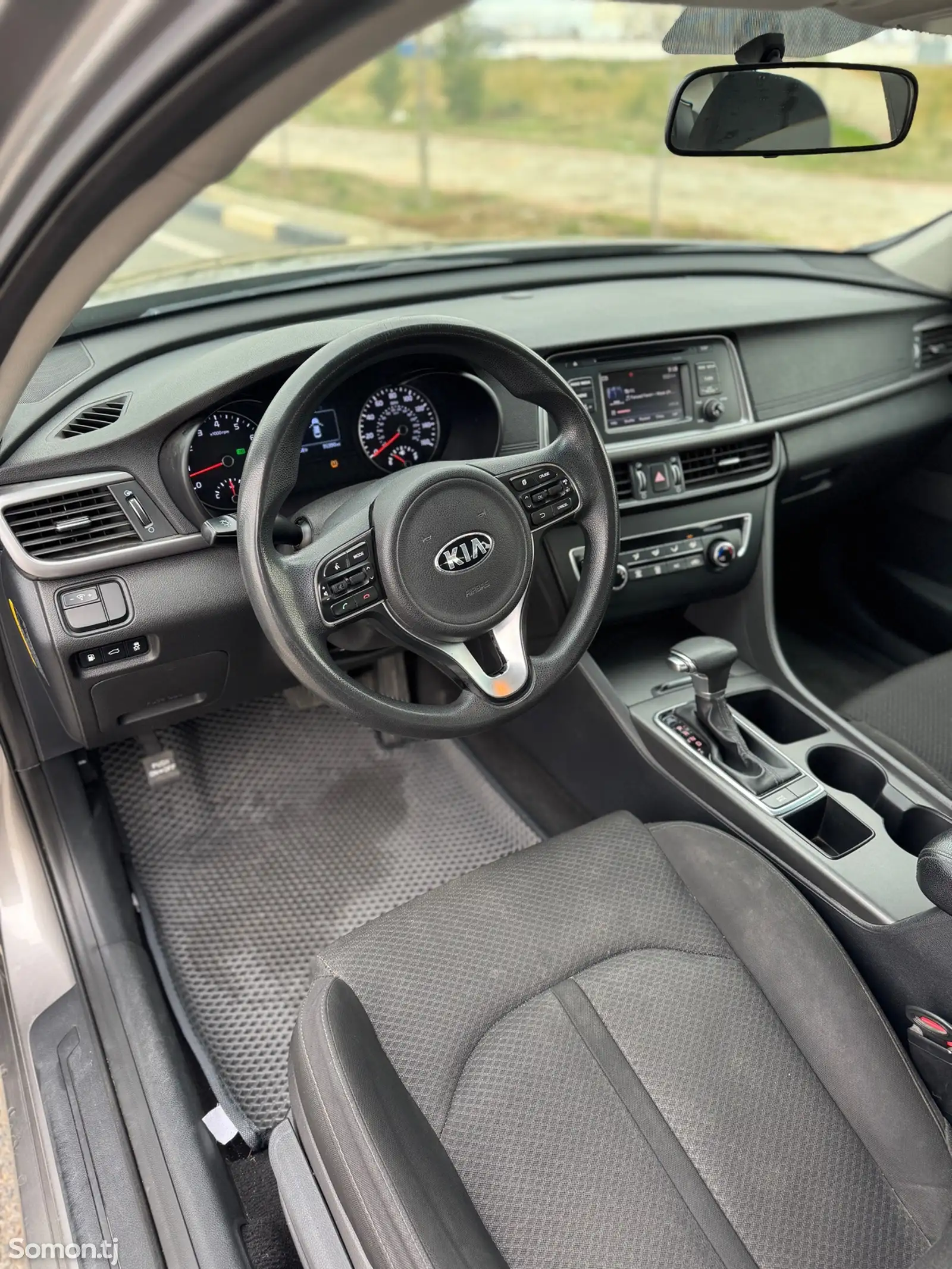 Kia Optima, 2017-10