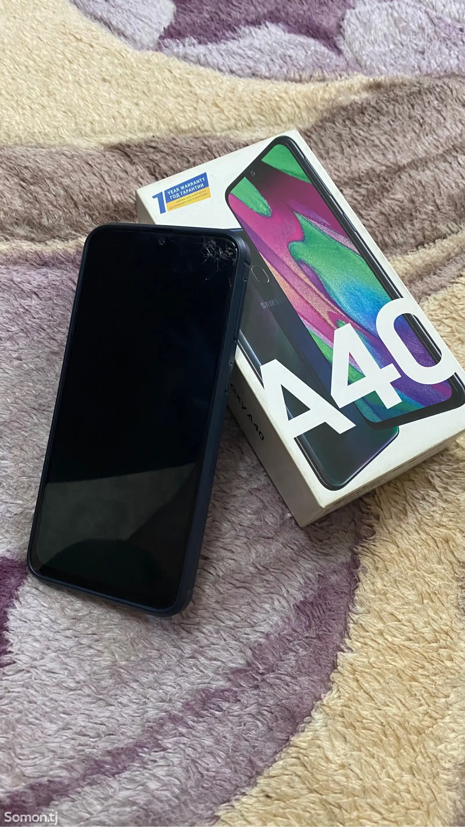 Samsung Galaxy A40-1