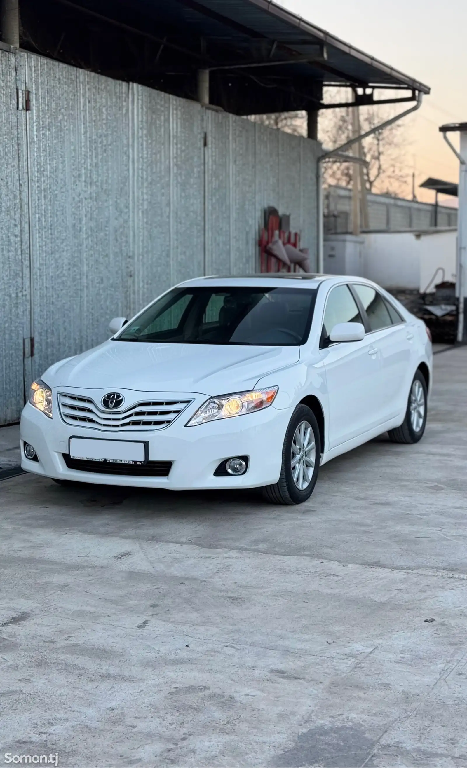 Toyota Camry, 2012-1