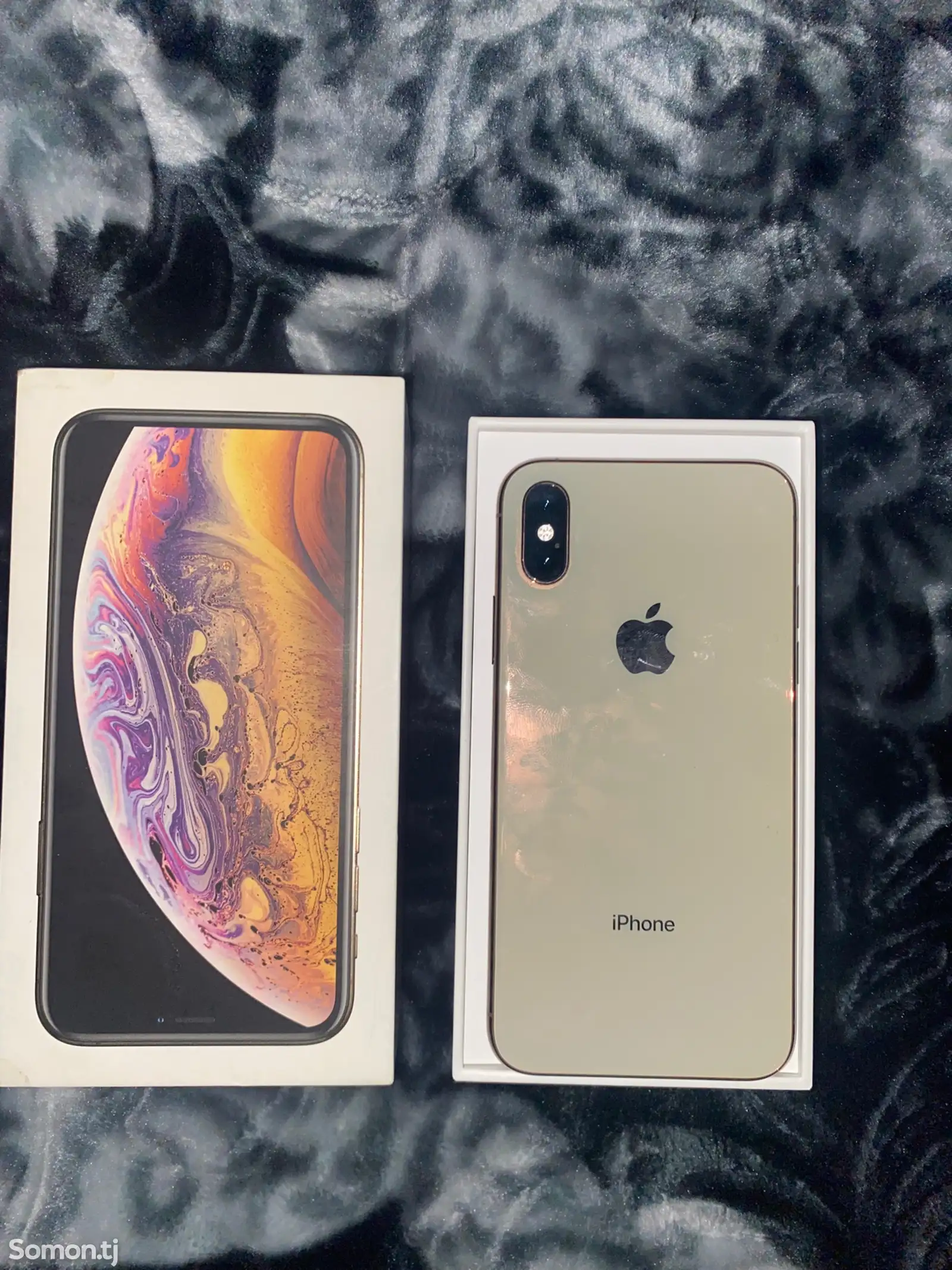 Apple iPhone Xs, 64 gb, Gold-1