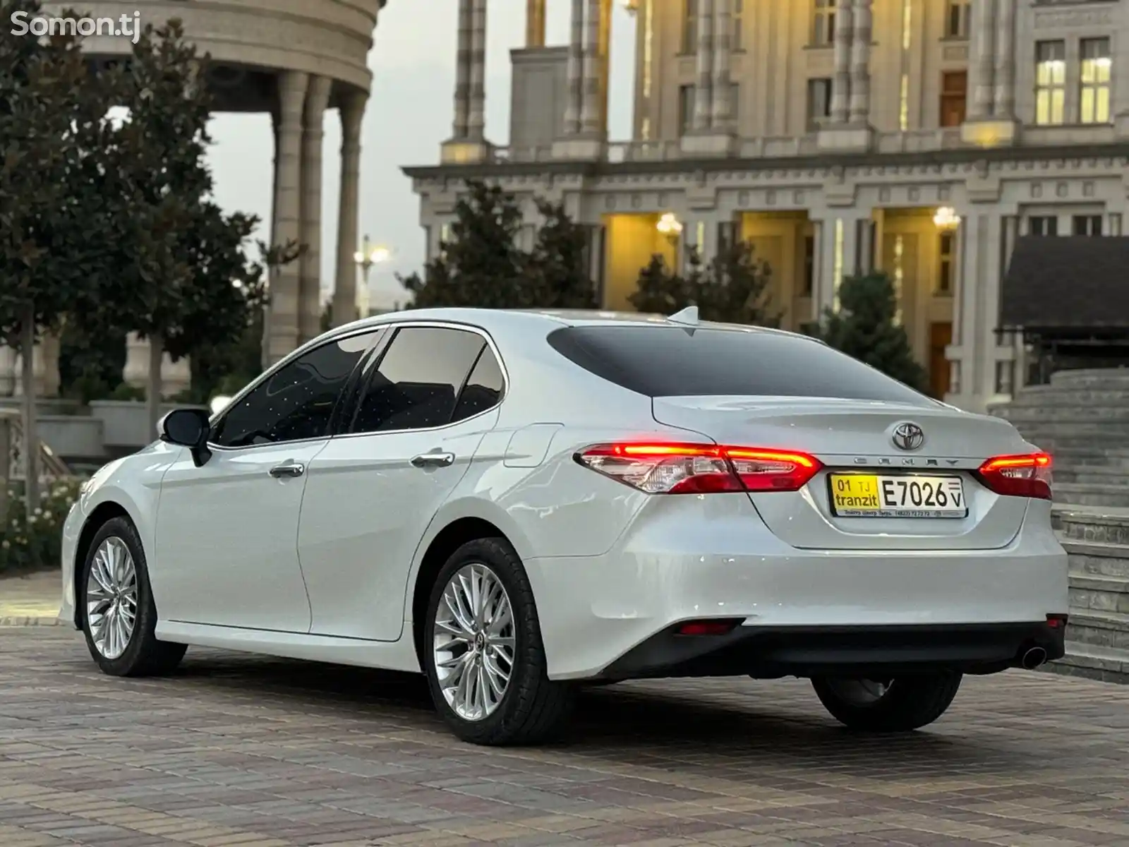 Toyota Camry, 2018-7