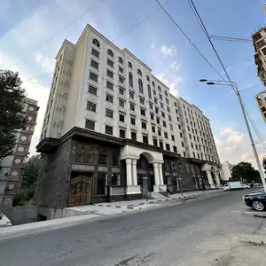 3-комн. квартира, 4 этаж, 159 м², улица Пушкина 46, УУР, Исмоили Сомони