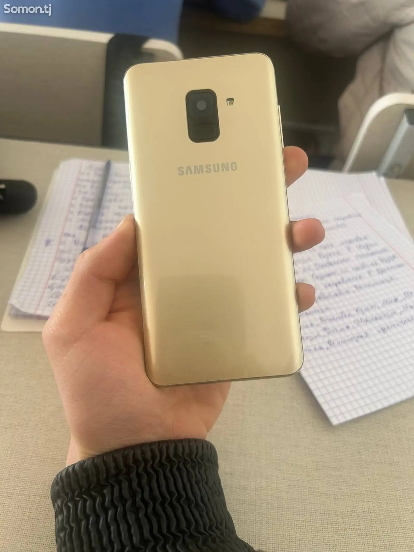 Samsung Galaxy A8 2018 32gb-1