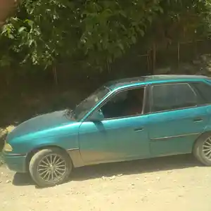 Opel Astra H, 1993