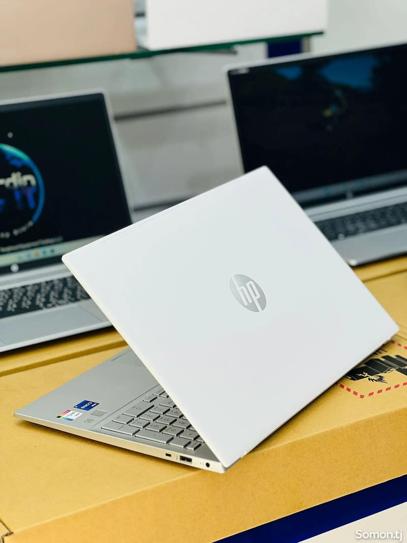 Ноутбук HP i5 13th поколение Ssd512GB Ram 8GB-1