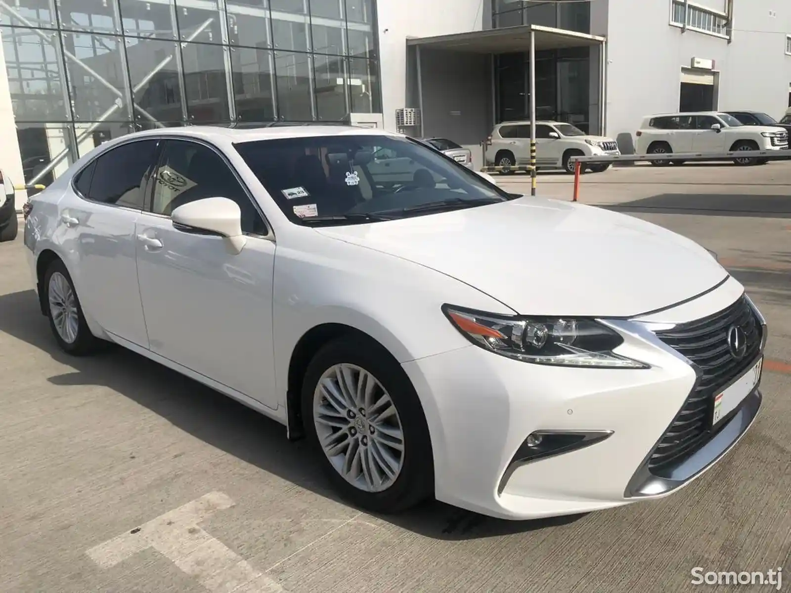 Lexus ES series, 2017-5