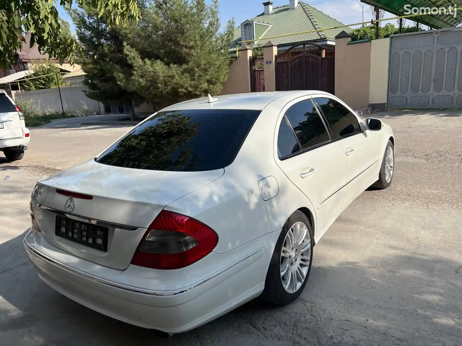 Mercedes-Benz E class, 2008-3