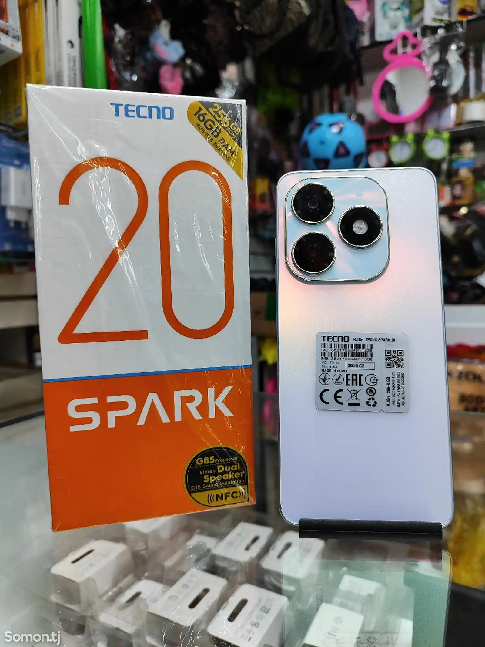Tecno Spark 20 16/128Gb-2