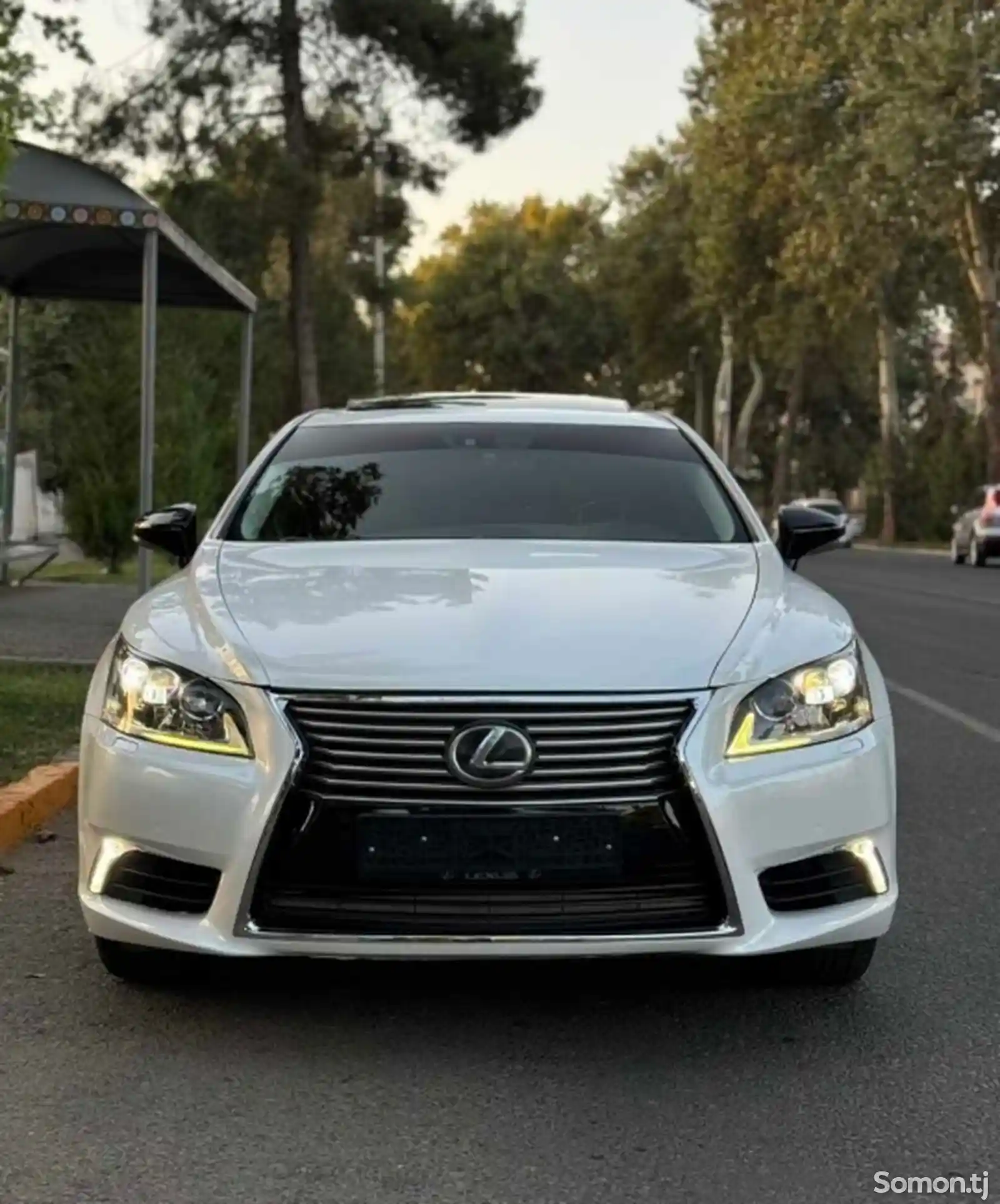 Lexus LS series, 2015-2